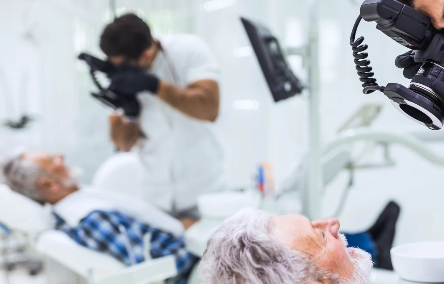 Photographie numérique au cabinet du Dr Loïc Feuerstoss, dentiste à Marseille